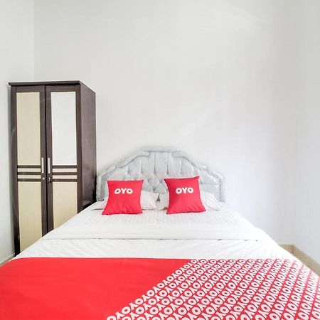 Oyo 2997 Grand Suites Palace 2 Sindanglaya Exteriör bild