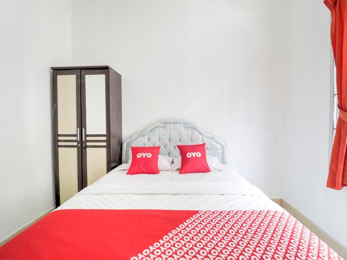 Oyo 2997 Grand Suites Palace 2 Sindanglaya Exteriör bild