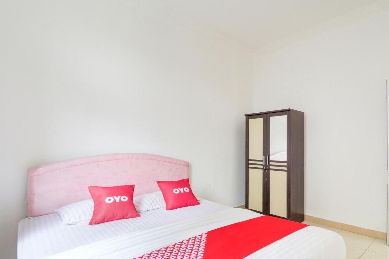 Oyo 2997 Grand Suites Palace 2 Sindanglaya Exteriör bild